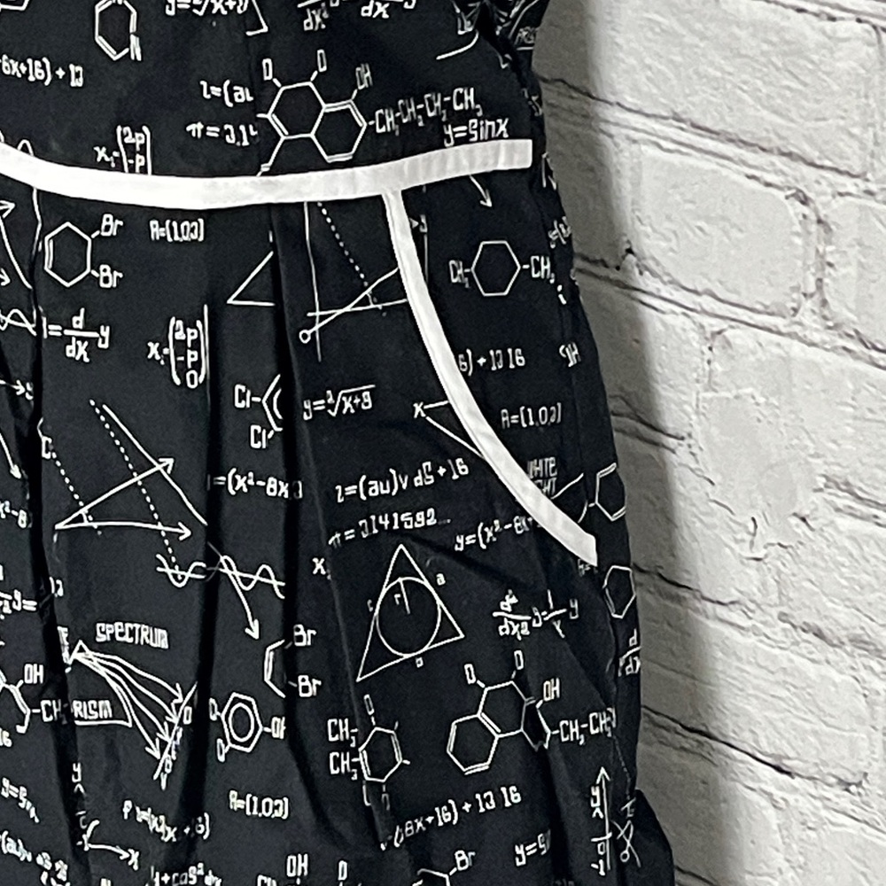 Modcloth Monochrome Science Pattern Mini Dress - image 5